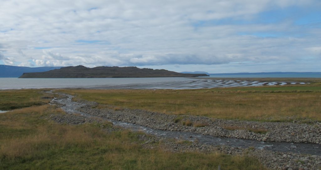 Þórðarhöfði og Höfðavatn